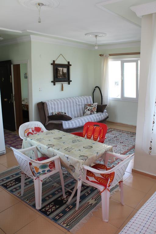 Zeus Apart Pansiyon Guzelcamlı Buitenkant foto
