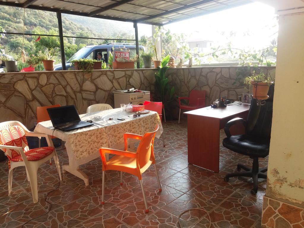 Zeus Apart Pansiyon Guzelcamlı Buitenkant foto